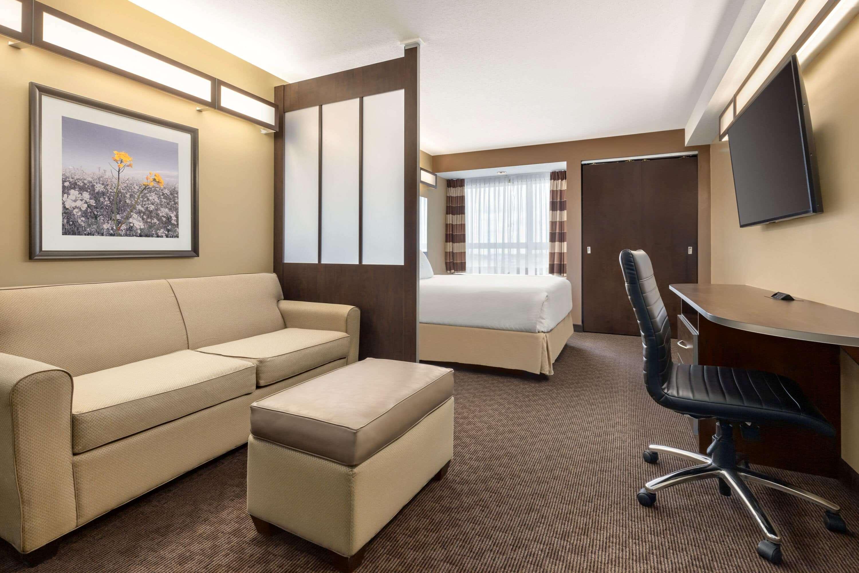 Microtel Inn & Suites By Wyndham Estevan Eksteriør bilde