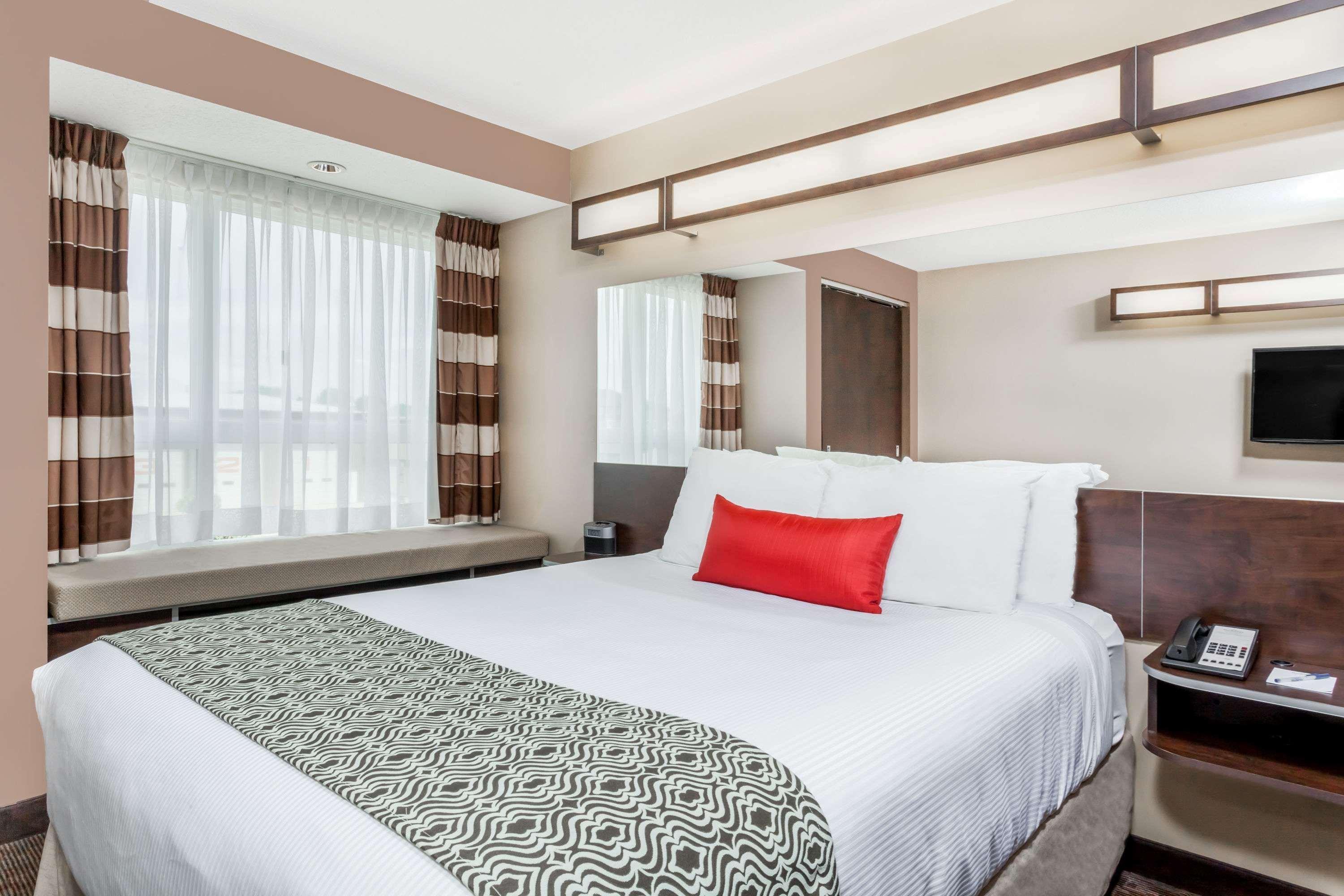 Microtel Inn & Suites By Wyndham Estevan Eksteriør bilde