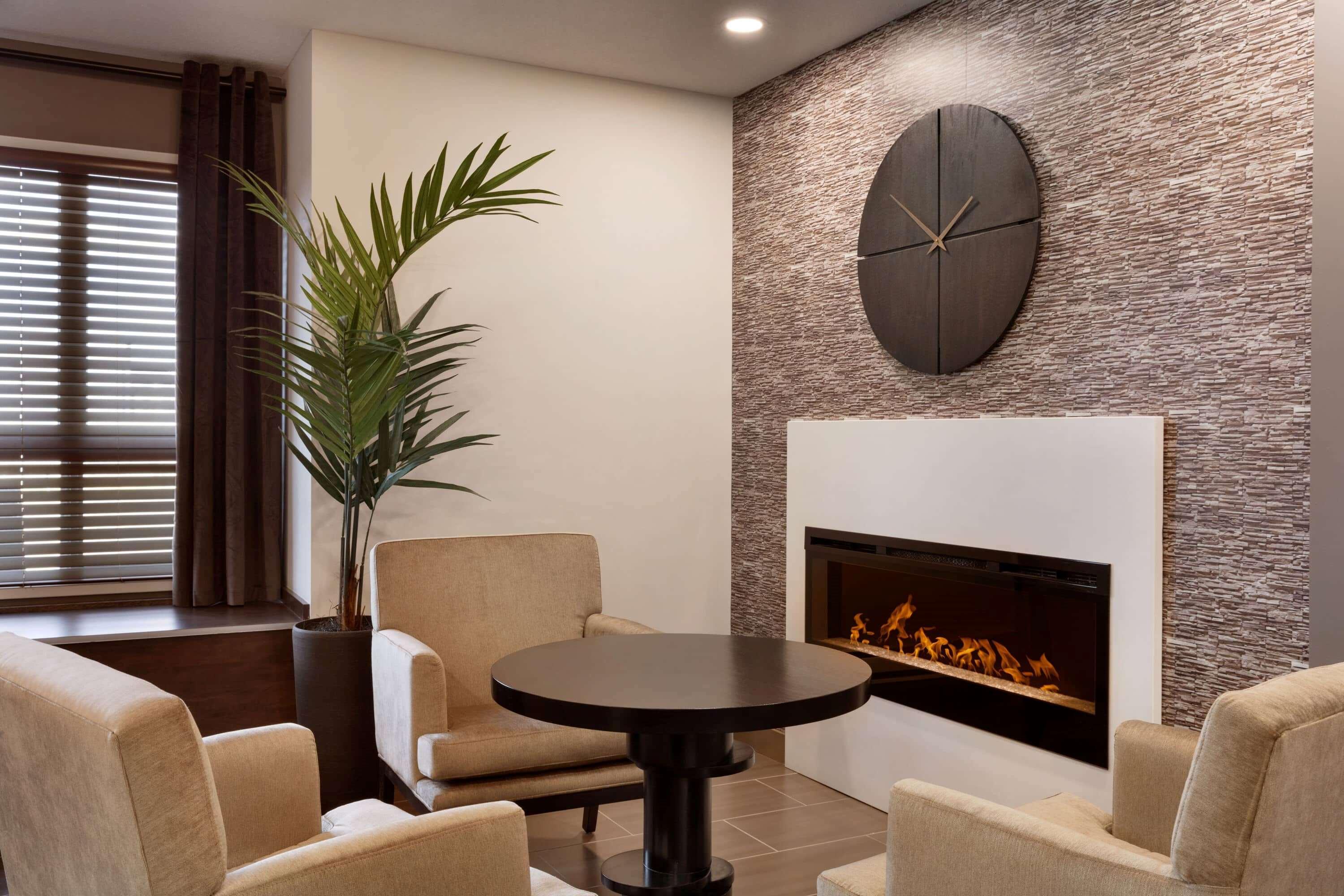 Microtel Inn & Suites By Wyndham Estevan Eksteriør bilde