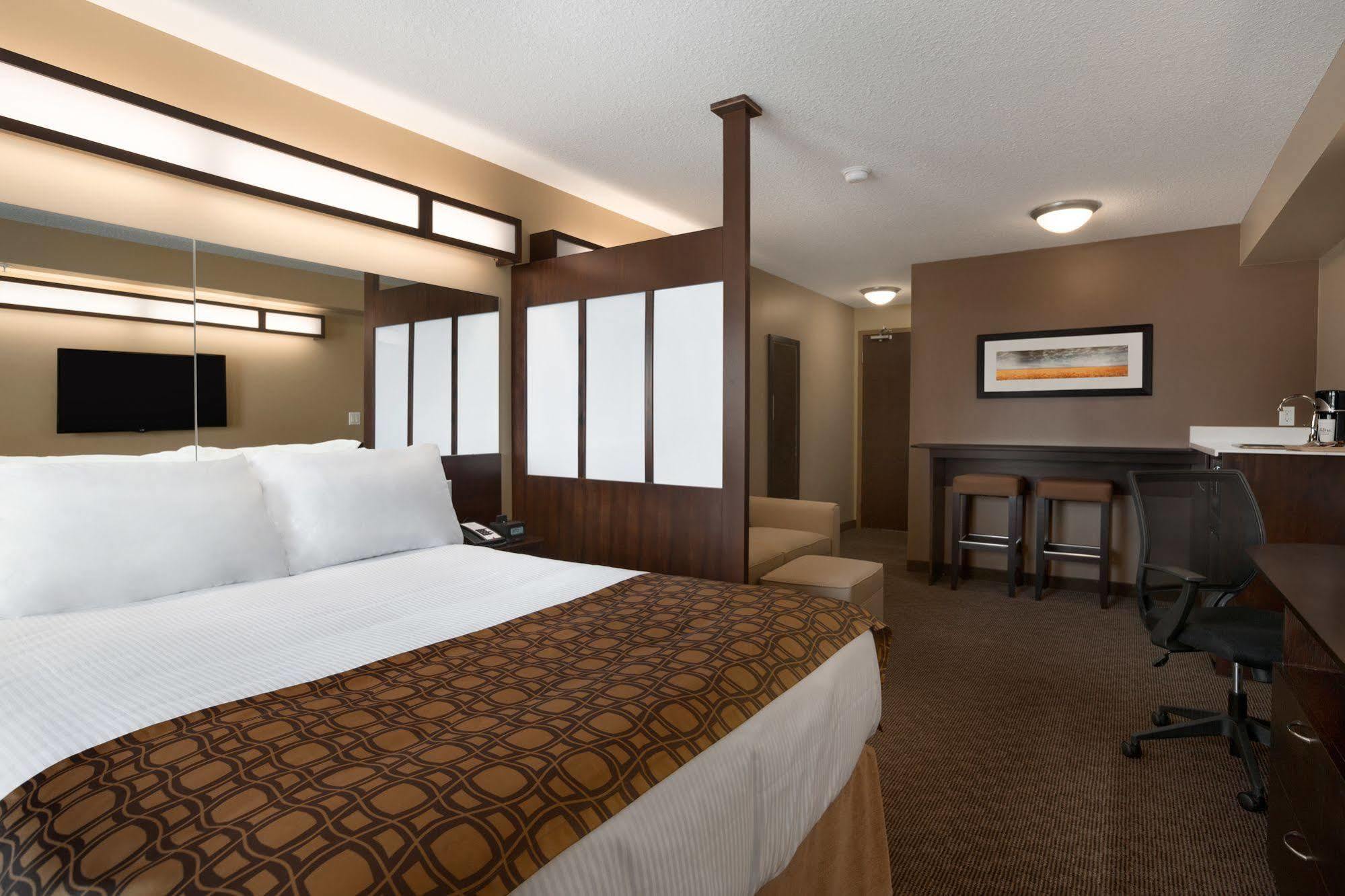 Microtel Inn & Suites By Wyndham Estevan Eksteriør bilde